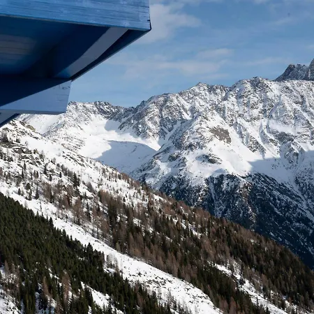 Glanzer Homes Hochsoelden Couette-café 3*