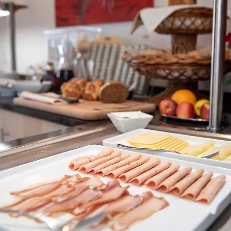 Glanzer Homes Hochsoelden Couette-café 3*