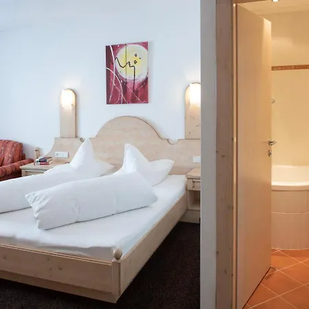 Glanzer Homes Hochsoelden 3*