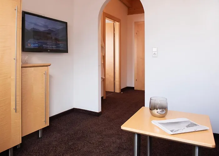 Glanzer Homes Hochsölden Frühstückspension Sölden