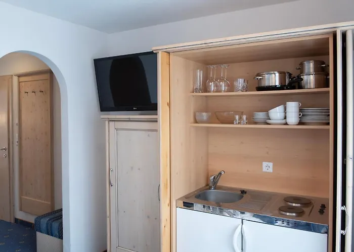 Glanzer Homes Hochsölden Frühstückspension Sölden