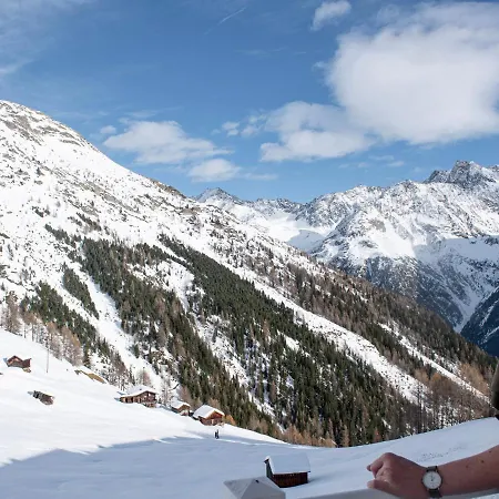 Glanzer Homes Hochsoelden B&B 3*