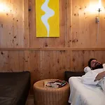 Glanzer Homes Hochsoelden 住宿加早餐酒店 3*